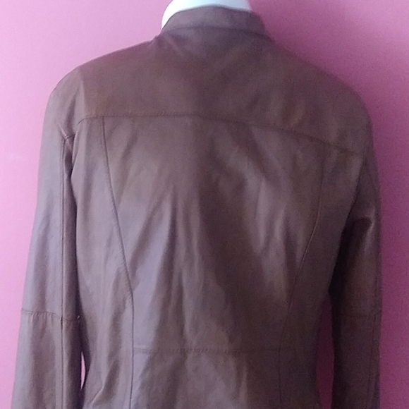 Kenneth Cole light weight leather$100+Free Belt( - Picture 6 of 15